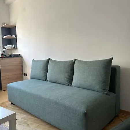 531- Pedestrian Zone