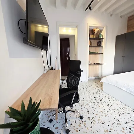 531- Pedestrian Zone