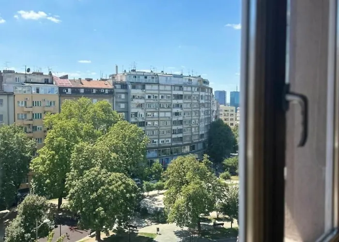 531- Pedestrian Zone